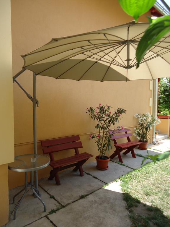 Prenociste Vila Stara Breza Palić Habitación foto