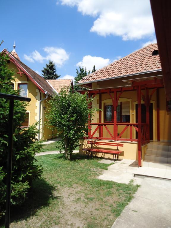 Prenociste Vila Stara Breza Palić Exterior foto